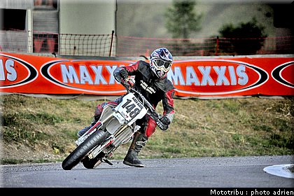 aillaud_17_supermotard_alp_huez_2009.jpg