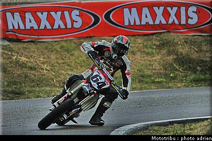 bidart_04_supermotard_alp_huez_2009.jpg