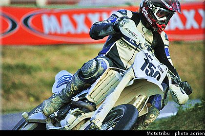 binder_8_supermotard_alp_huez_2009.jpg