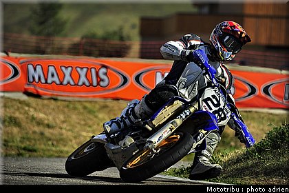 caradec_19_supermotard_alp_huez_2009.jpg