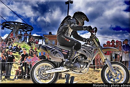 caron_07_supermotard_alp_huez_2009.jpg