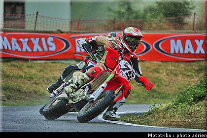 chambon_18_supermotard_alp_huez_2009.jpg