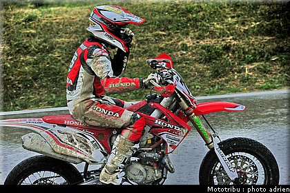 chambon_27_supermotard_alp_huez_2009.jpg