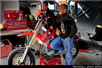 chambon_29_supermotard_alp_huez_2009.jpg
