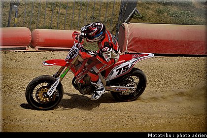 chambon_50_supermotard_alp_huez_2009.jpg