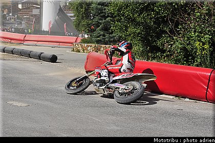chambon_58_supermotard_alp_huez_2009.JPG