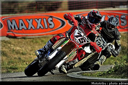 chambon_65_supermotard_alp_huez_2009.jpg