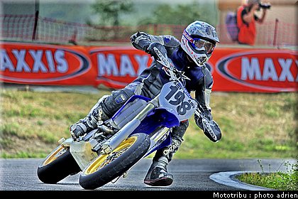 chareyre_7_supermotard_alp_huez_2009.jpg