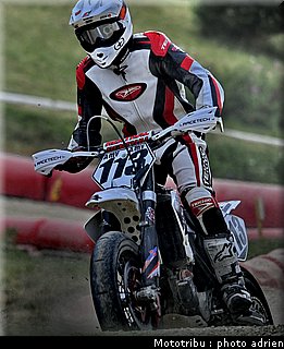 chirot_02_supermotard_alp_huez_2009.jpg