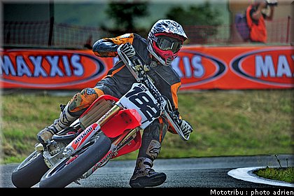 clement_06_supermotard_alp_huez_2009.jpg