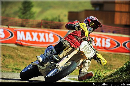 cornetti_12_supermotard_alp_huez_2009.jpg