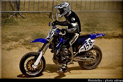 cottarel_5_supermotard_alp_huez_2009.jpg
