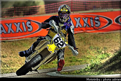 febvre_29_supermotard_alp_huez_2009.jpg
