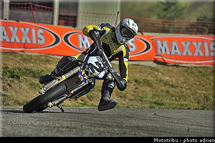 goguet_12_supermotard_alp_huez_2009.jpg