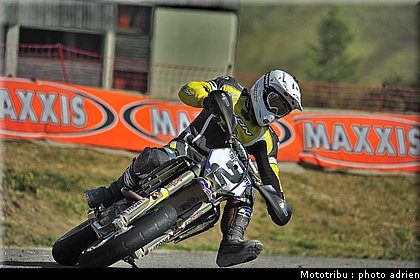 goguet_13_supermotard_alp_huez_2009.JPG