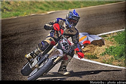 gontier_1_supermotard_alp_huez_2009.jpg