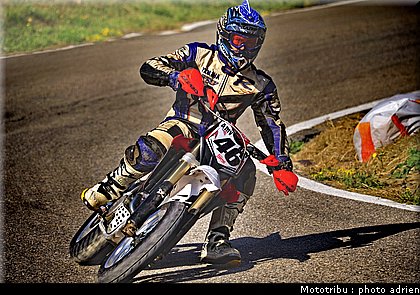 gontier_2_supermotard_alp_huez_2009.jpg