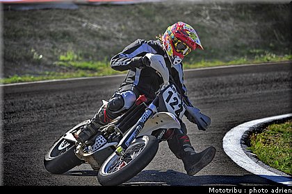 gouttegatas_08_supermotard_alp_huez_2009.jpg