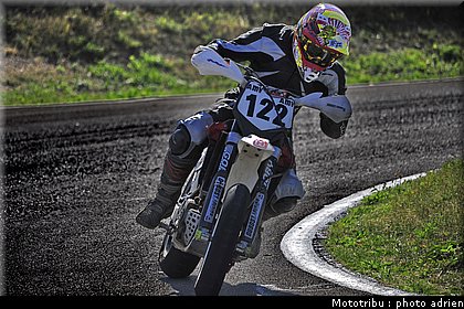 gouttegatas_11_supermotard_alp_huez_2009.jpg