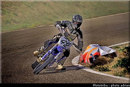 guiffray_13_supermotard_alp_huez_2009.jpg