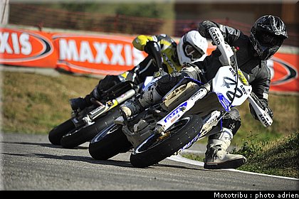 guiffray_21_supermotard_alp_huez_2009.JPG