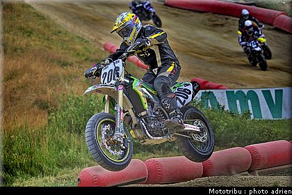 hoarau_1_supermotard_alp_huez_2009.jpg