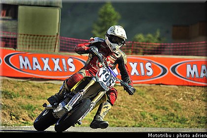 magno_12_supermotard_alp_huez_2009.jpg
