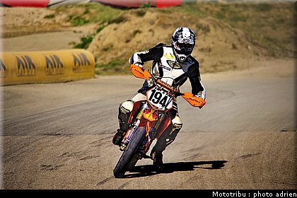 moneyron_1_supermotard_alp_huez_2009.jpg