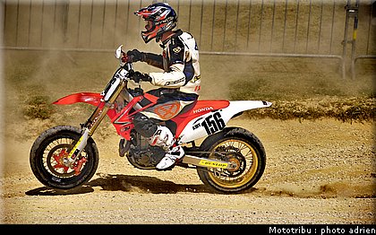 mouraud_07_supermotard_alp_huez_2009.jpg