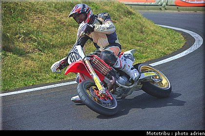 mouraud_08_supermotard_alp_huez_2009.jpg