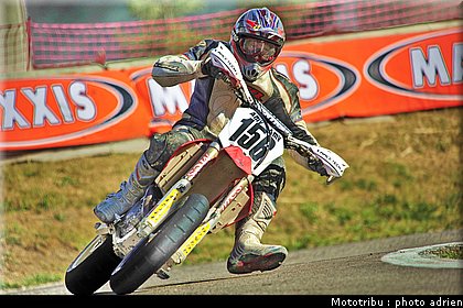 mouraud_13_supermotard_alp_huez_2009.jpg