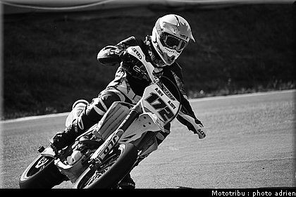 ortega_06_supermotard_alp_huez_2009.jpg