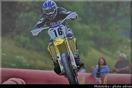 perret_08_supermotard_alp_huez_2009.jpg
