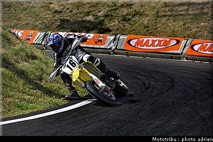 perret_16_supermotard_alp_huez_2009.jpg