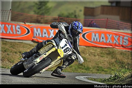 perret_25_supermotard_alp_huez_2009.JPG