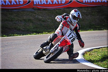 pornin_4_supermotard_alp_huez_2009.jpg