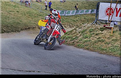 pornin_7_supermotard_alp_huez_2009.jpg
