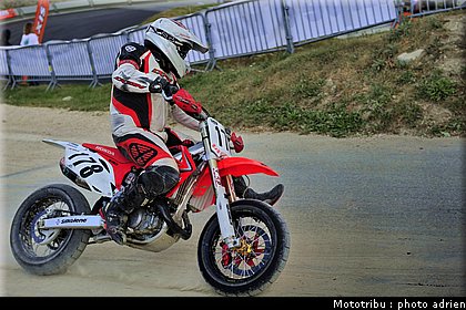 pornin_8_supermotard_alp_huez_2009.jpg