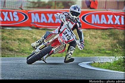 rey_06_supermotard_alp_huez_2009.jpg