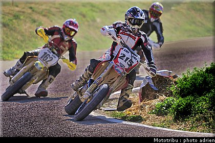 rey_12_supermotard_alp_huez_2009.jpg