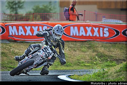 rigal_22_supermotard_alp_huez_2009.jpg