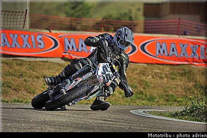 rigal_25_supermotard_alp_huez_2009.jpg