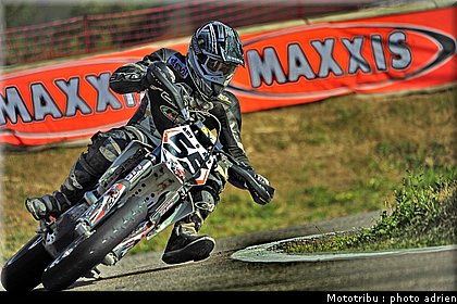rigal_32_supermotard_alp_huez_2009.jpg