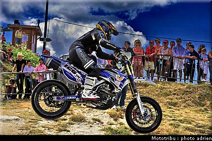 roussel_08_supermotard_alp_huez_2009.jpg