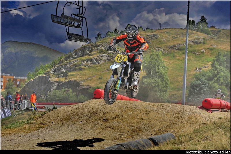 137_7_supermotard_alp_huez_2009
