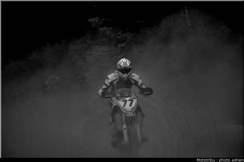 71_1_supermotard_alp_huez_2009