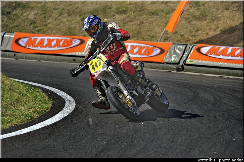 barnet_3_supermotard_alp_huez_2009
