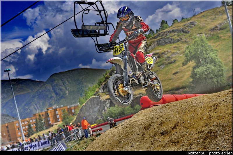 barnet_7_supermotard_alp_huez_2009