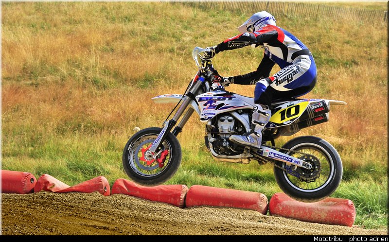 blot_03_supermotard_alp_huez_2009