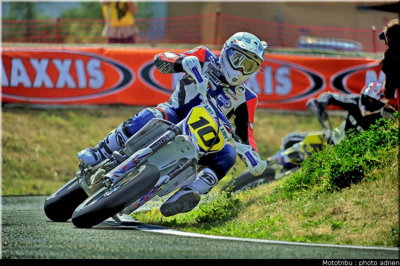 blot_16_supermotard_alp_huez_2009